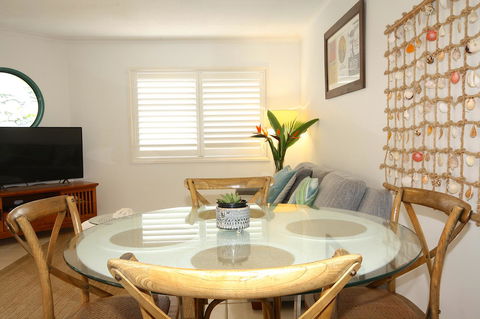 Cossies By The Sea - Accommodation Brisbane 2