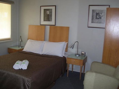 Glenwood Tourist Park & Motel - Accommodation Brisbane 11