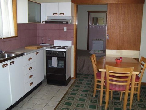 Glenwood Tourist Park & Motel - Accommodation Brisbane 9