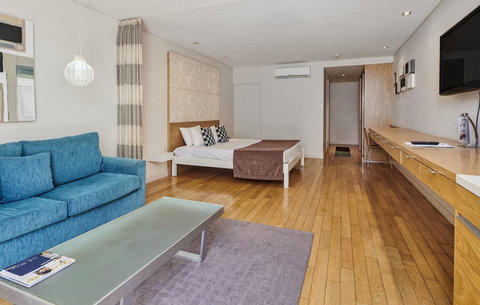 Waves Byron Bay - Accommodation Brisbane 39