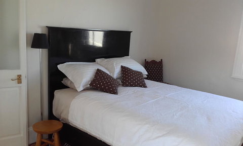 182 Anson Street - Accommodation Brisbane 7