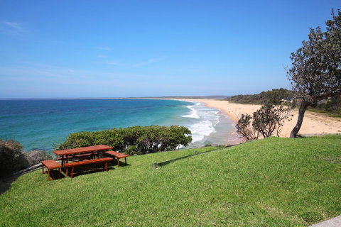 Neptune I Absolute Beachfront I Stunning Views - Accommodation Brisbane 31