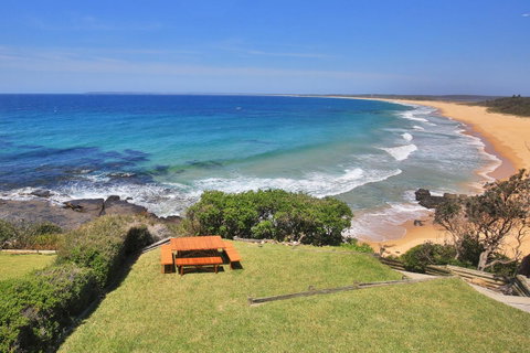 Neptune I Absolute Beachfront I Stunning Views - Accommodation Brisbane 29