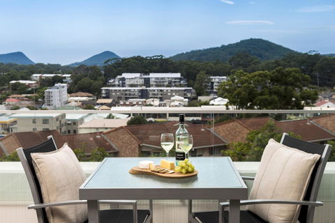 Oaks Nelson Bay Lure Suites - Accommodation Brisbane 5