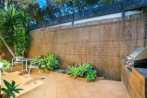 Holiday Home Fairy Bower Road Manly FAB05 - Accommodation Brisbane 6