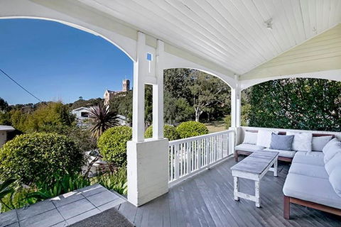 Holiday Home Fairy Bower Road Manly FAB05 - Accommodation Brisbane 0