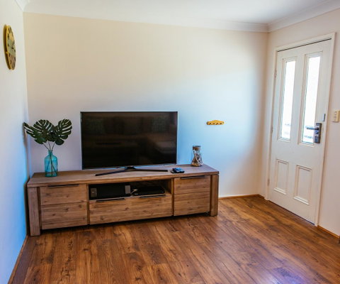Sunbaker Pet Friendly Awards Finalist 4 Mins Walk To Culburra Beach - Accommodation Brisbane 8