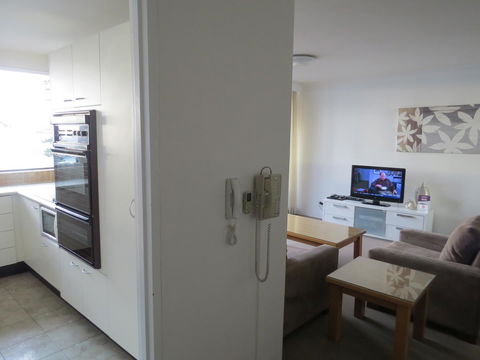 Manly Paradise Motel & Apartments - Accommodation Brisbane 44