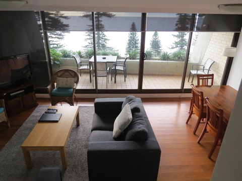 Manly Paradise Motel & Apartments - Accommodation Brisbane 27