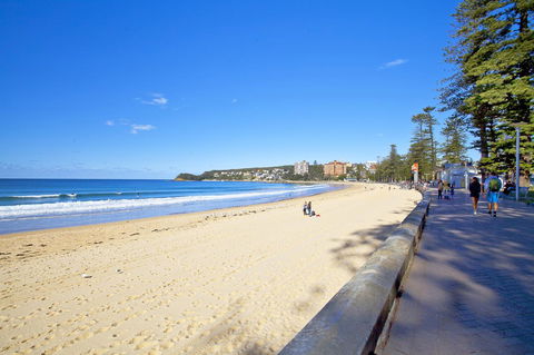 Manly Paradise Motel & Apartments - Accommodation Brisbane 3