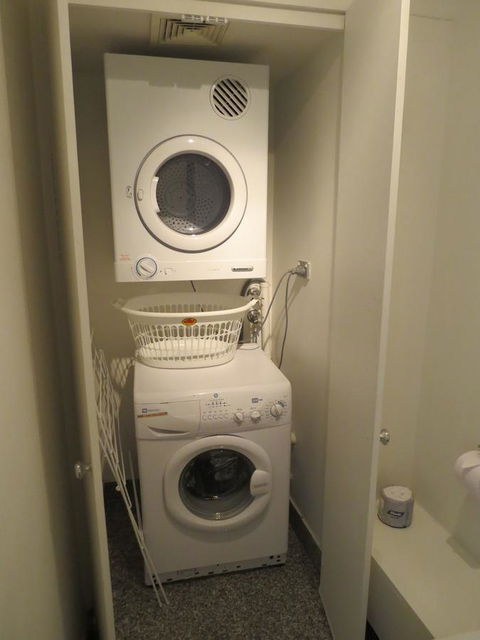 Manly Paradise Motel & Apartments - Accommodation Brisbane 24