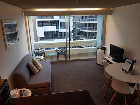 Manly Central Executive - Accommodation Brisbane 6