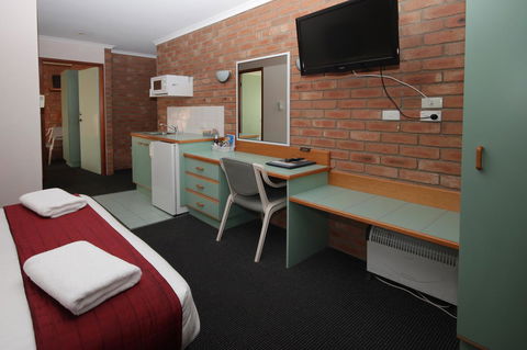 Sapphire Waters Motor Inn - Accommodation Brisbane 23