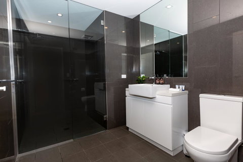 Brand New Executive Apartment - Accommodation Brisbane 16