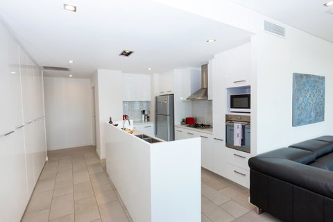 Brand New Executive Apartment - Accommodation Brisbane 4