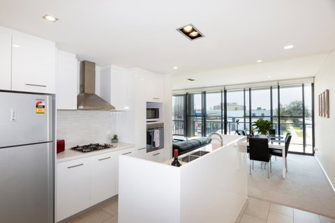 Brand New Executive Apartment - Accommodation Brisbane 5