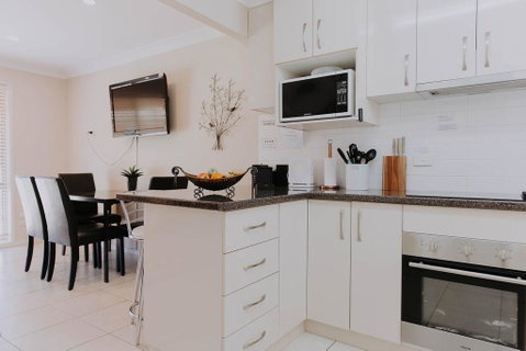 Central Wagga Self Catering Apartment - Accommodation Brisbane 8