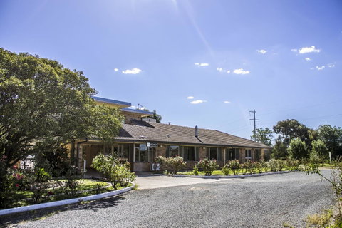 Allonville Gardens Motel - Accommodation Brisbane 11