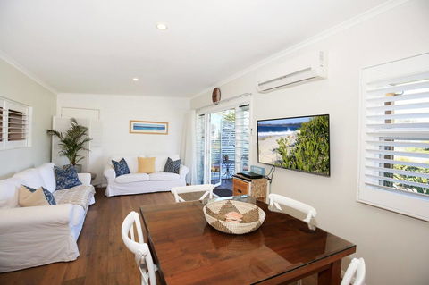 Jervis Bay Beach Shack I Pet Friendly - Accommodation Brisbane 0