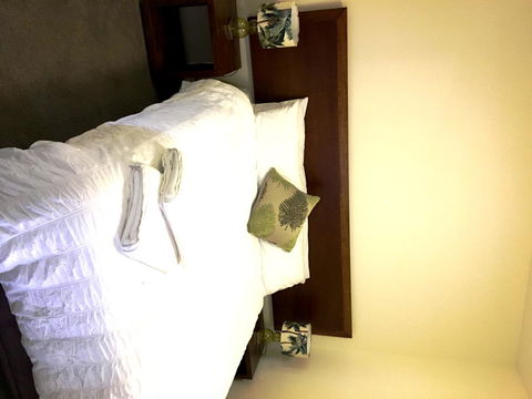 Boathouse Resort (Water Front) - Accommodation Brisbane 4