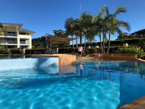 Boathouse Resort (Water Front) - Accommodation Brisbane 11