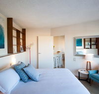 Waterview Beach Apartment - Accommodation Brisbane