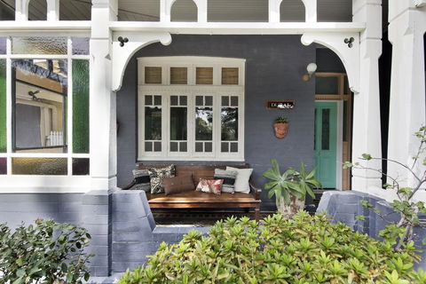 Designer Studios Manly - Accommodation Brisbane 1