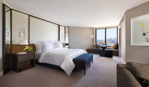 Four Seasons Hotel Sydney - Accommodation Brisbane 7