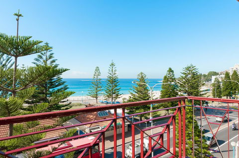 Mad Monkey Hostel Coogee Beach - Accommodation Brisbane 7