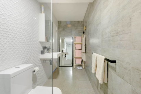 Scandi Beach Apartment - Accommodation Brisbane 10