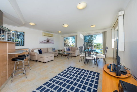 Ronald Avenue 1/65 - Shoal Bay - Accommodation Brisbane 1