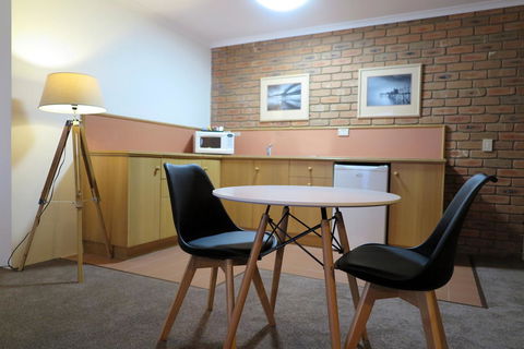 Summerhill Motor Inn - Accommodation Brisbane 41