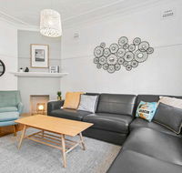 Seaspray - Manly beach apartment close to the sand - Accommodation Brisbane