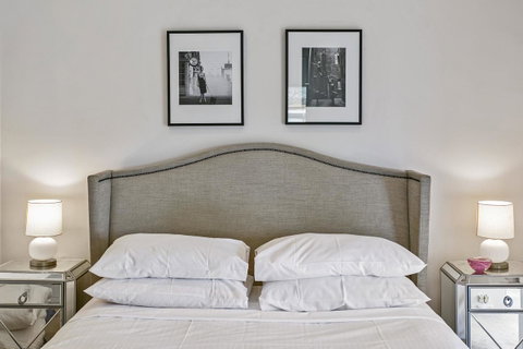 Summery, Spacious 4 Bed Home In Kurraba Point - Accommodation Brisbane 4