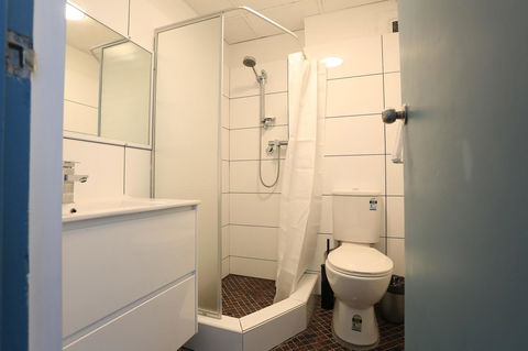 Little Coogee Hotel - Accommodation Brisbane 1