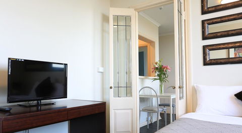 Little Coogee Hotel - Accommodation Brisbane 10
