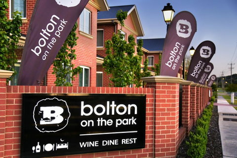 Best Western Plus Bolton On The Park - Accommodation Brisbane 2