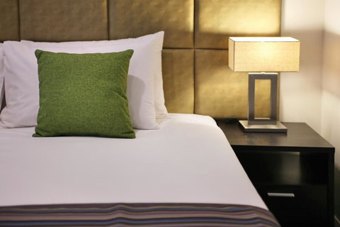 Best Western Plus Bolton On The Park - Accommodation Brisbane 24