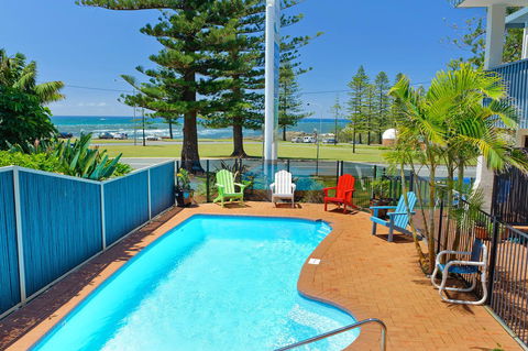 Beach House Holiday Apartments - Accommodation Brisbane 0