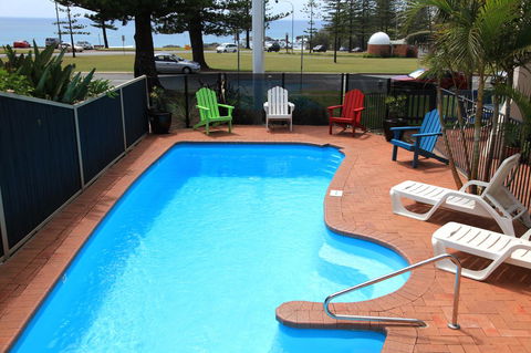 Beach House Holiday Apartments - Accommodation Brisbane 18