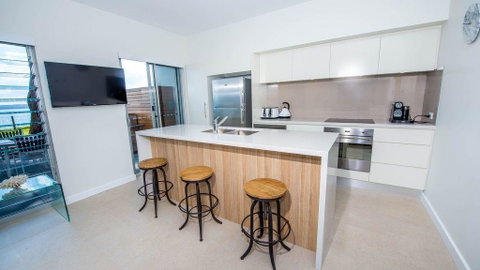 SUNSET@CORLETTE - Accommodation Brisbane 6