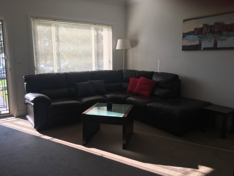 Travers Street Apartment - Accommodation Brisbane 8