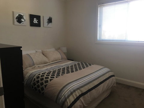 Travers Street Apartment - Accommodation Brisbane 9