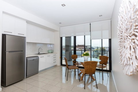 The Penthouse - Accommodation Brisbane 3