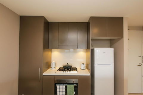 Olympic Park Sunshine 2 Bedrooms Apts With Private Parking - Accommodation Brisbane 7