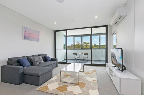 Stylish And Neat Two Bed Apartment In Wentworth Point - Accommodation Brisbane 0