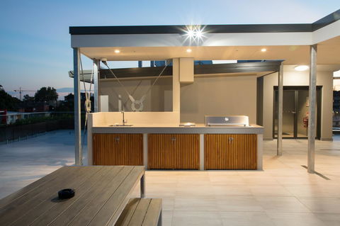 Studio 8 Residences - Adults Only - Accommodation Brisbane 10