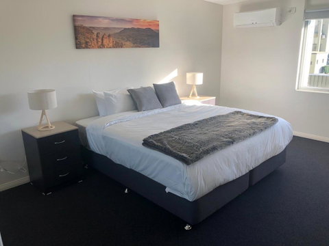 Carlton Suites - Accommodation Brisbane 1