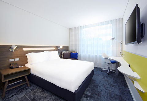 Holiday Inn Express Sydney Macquarie Park, An IHG Hotel - Accommodation Brisbane 4