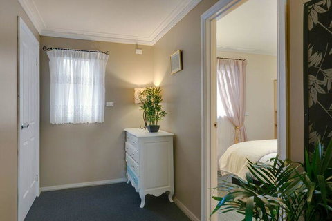 Mountainside B & B - Accommodation Brisbane 25